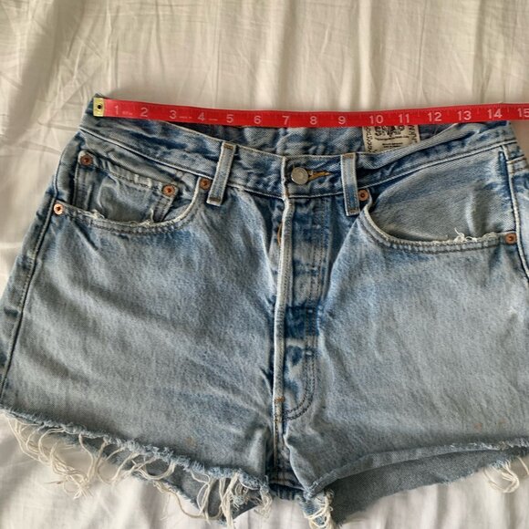 Levi Jean Shorts - Picture 4 of 4
